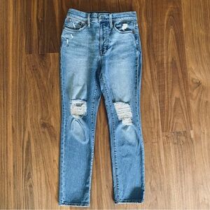 Madewell Distressed Crop Jeans Size 27 Medium Wash Ripped Knee